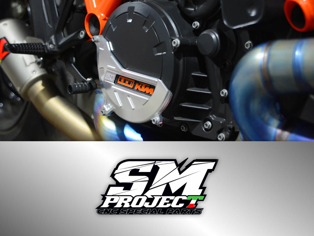 Firma Sm-Project se zabývá CNC obráběním. Z odolných materiálu vyrábí doplňkové příslušenství pro motocykly HONDA, BETA, SHERCO, HUSQVARNA, KTM, YAMAHA...např. Kryty spojky, rozšíření spojky, šlapky pedálu, zátka víka zapalování, víka olejového filtru atd.